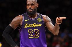 开云体育官网-孤独球星独揽+得分，助队获胜的简单介绍