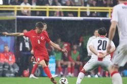 开云体育下载-瑞士队与格鲁吉亚展开激烈比赛