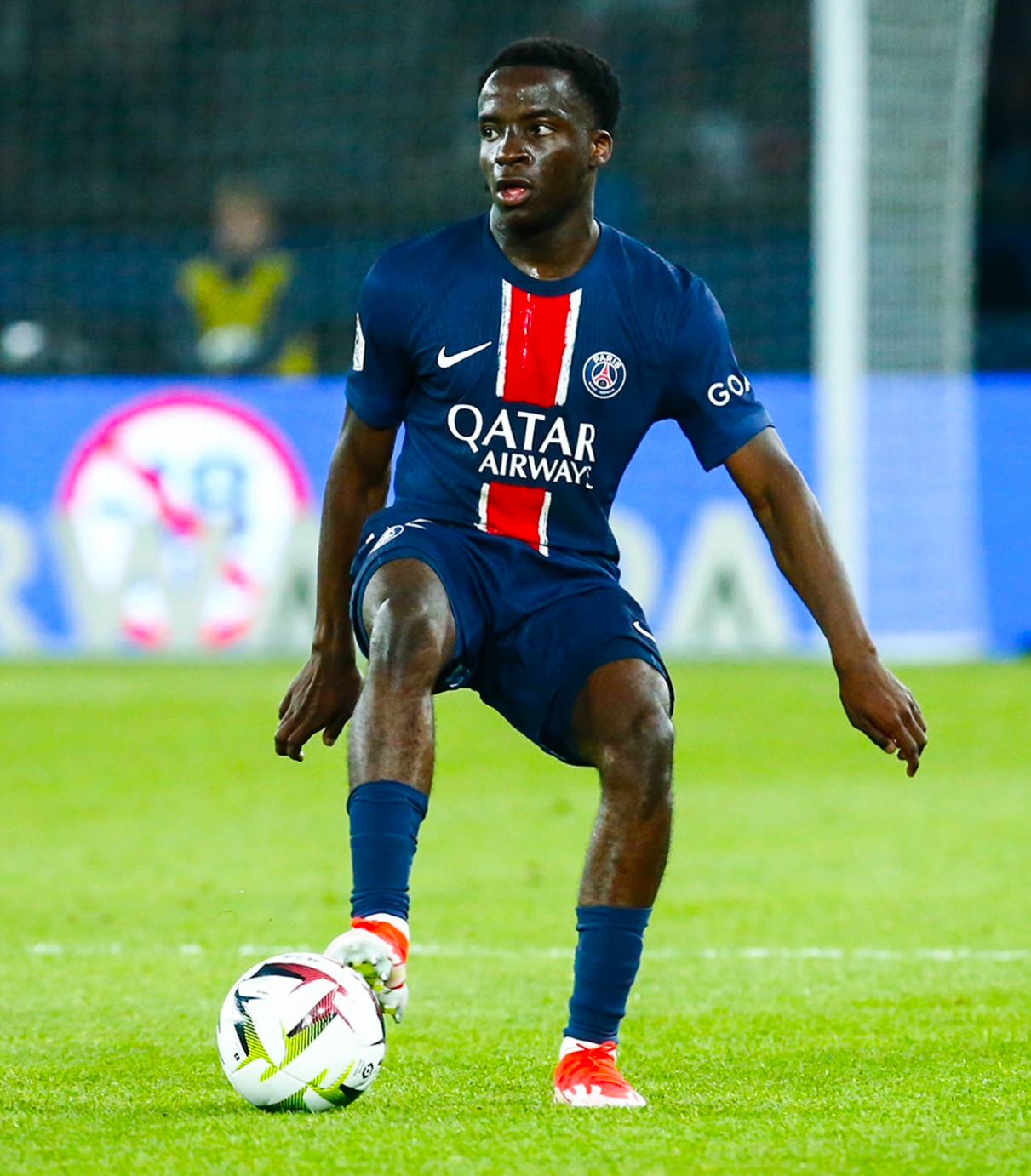 科特迪瓦足球队踏上职业高峰