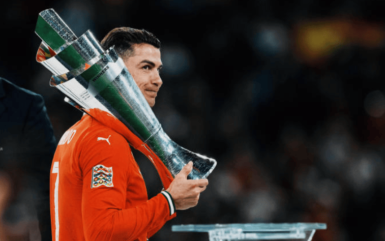 葡萄牙球员在国际赛场上勇夺冠军